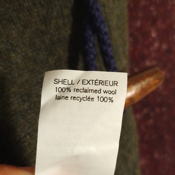 Preloved handcut 100% reclaimed wool cardigan - Picture 2 of 11